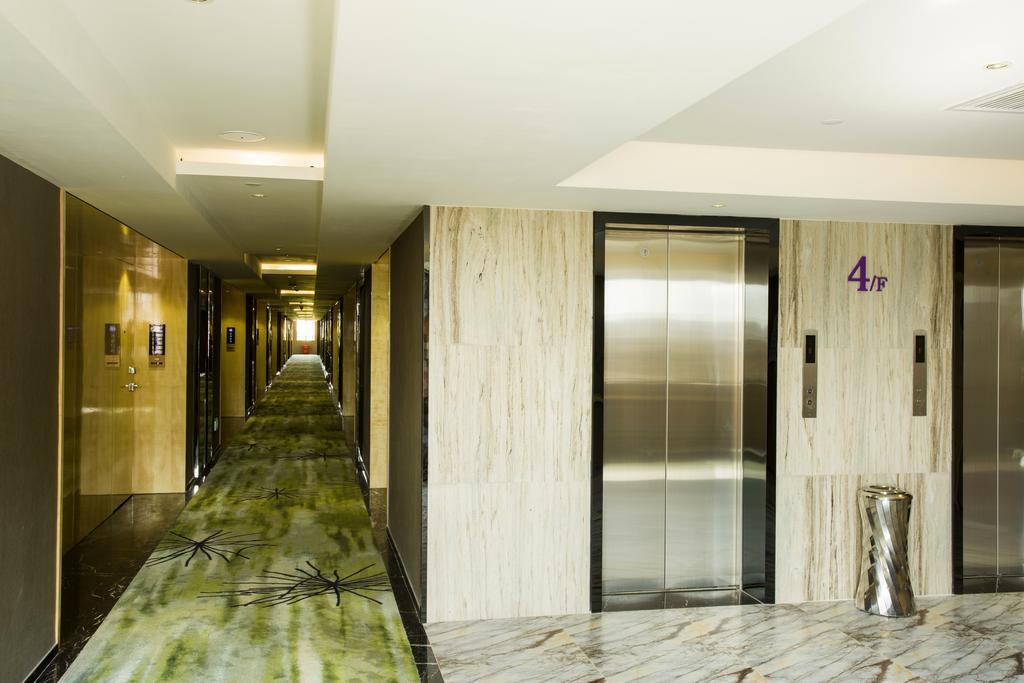 Lori Star Hotel Qionghai Habitación foto